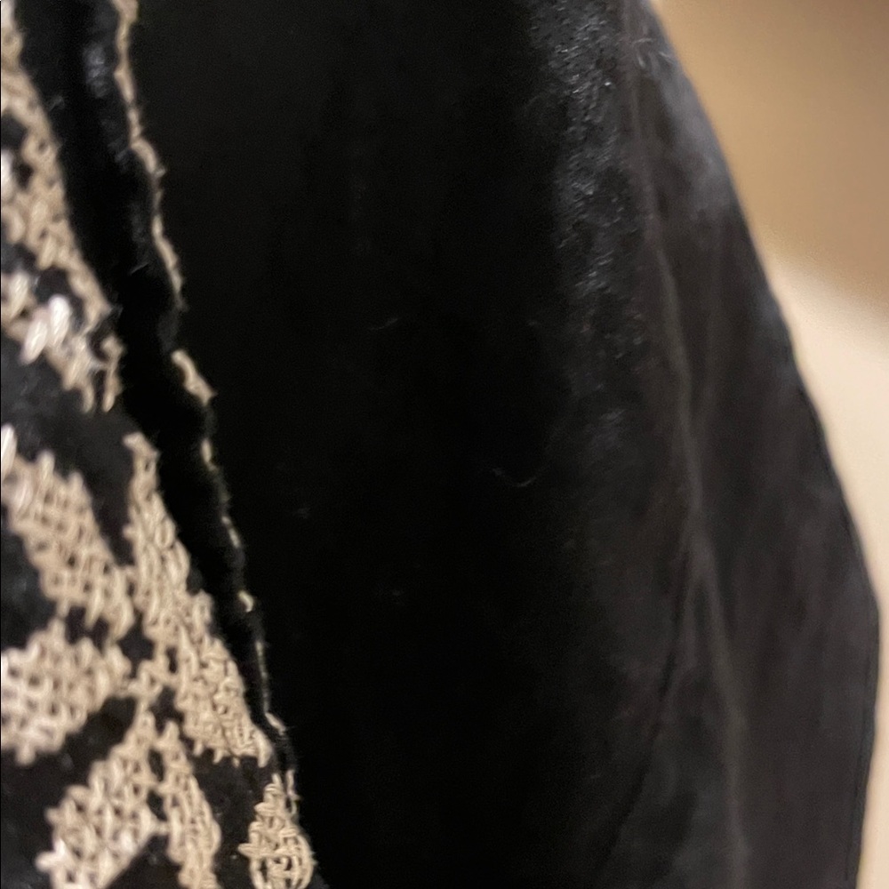 Johnny Was Black Embroidered pants - Picture 4 of 6
